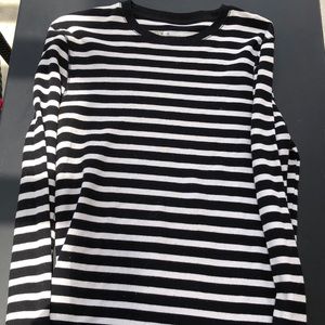 Black and white long sleeved shirt